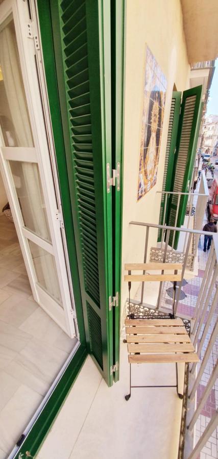 Fan Flat Carreteria Lägenhet Málaga Exteriör bild